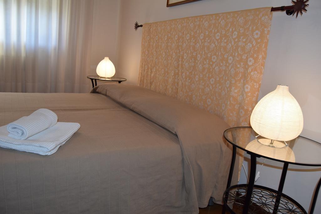 Casa Vacanza E Per Lavoro Elena E Carla Spinea Bagian luar foto